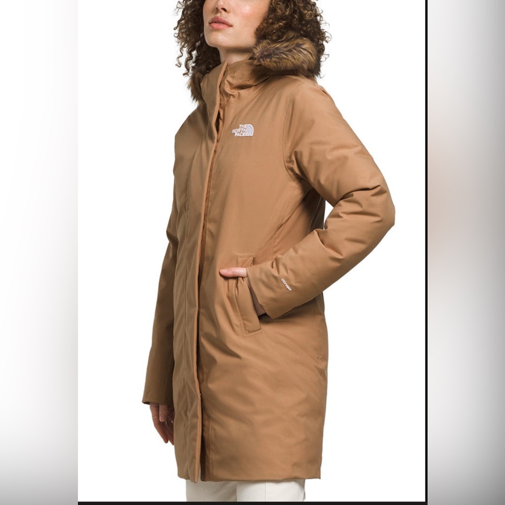 The North Face Women's Artic Down Parka - NWT S